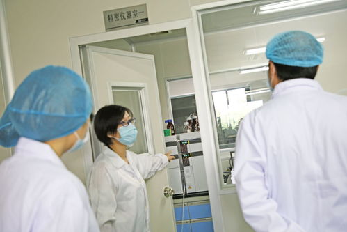 廣東省保健食品行業(yè)協(xié)會(huì) 廣東省孕嬰童用品協(xié)會(huì)蒞臨富諾健康生產(chǎn)工廠參觀指導(dǎo)