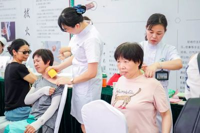 “中醫中藥中國行-2019年深圳市中醫藥健康文化主題活動”暨羅湖區中醫藥健康文化推進行動啟動